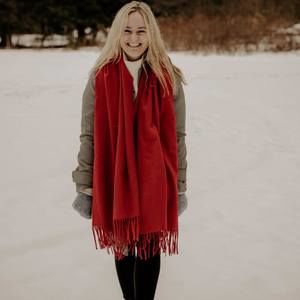 Meet your Posher, Caily